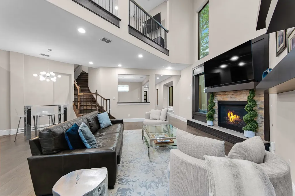 5606 La Foy Boulevard Dallas TX 75209
