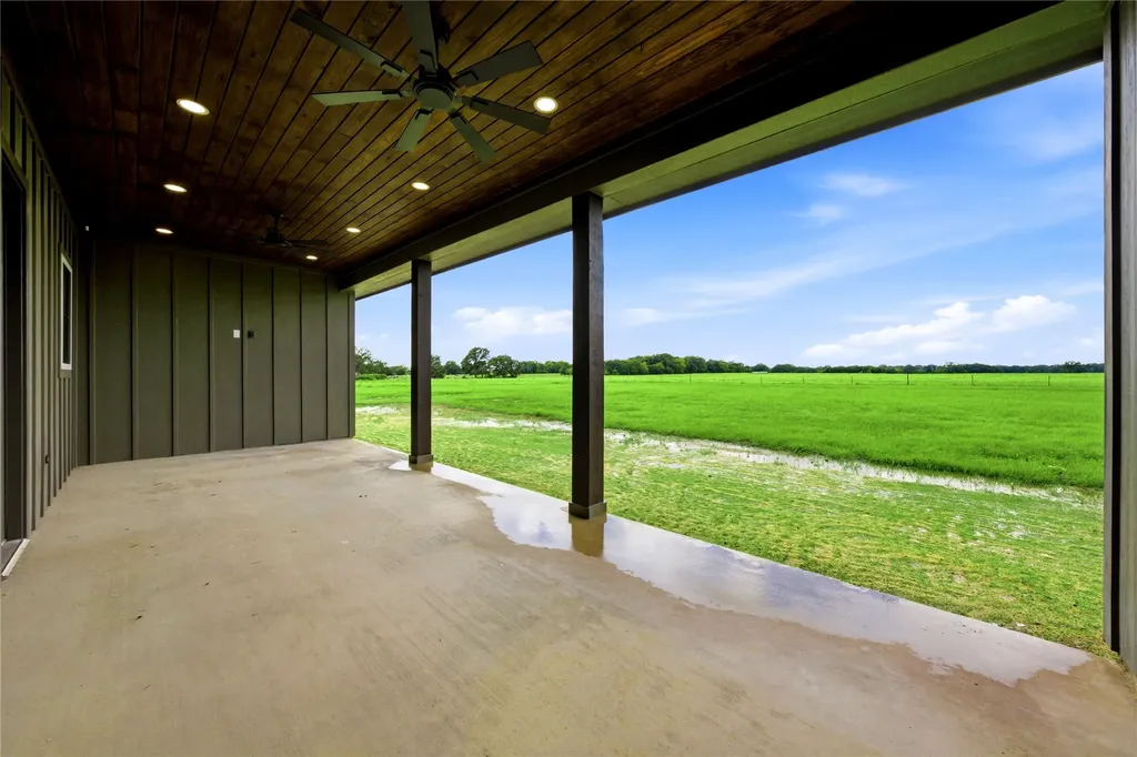 711 Vz County Road 2810 Mabank TX 75147