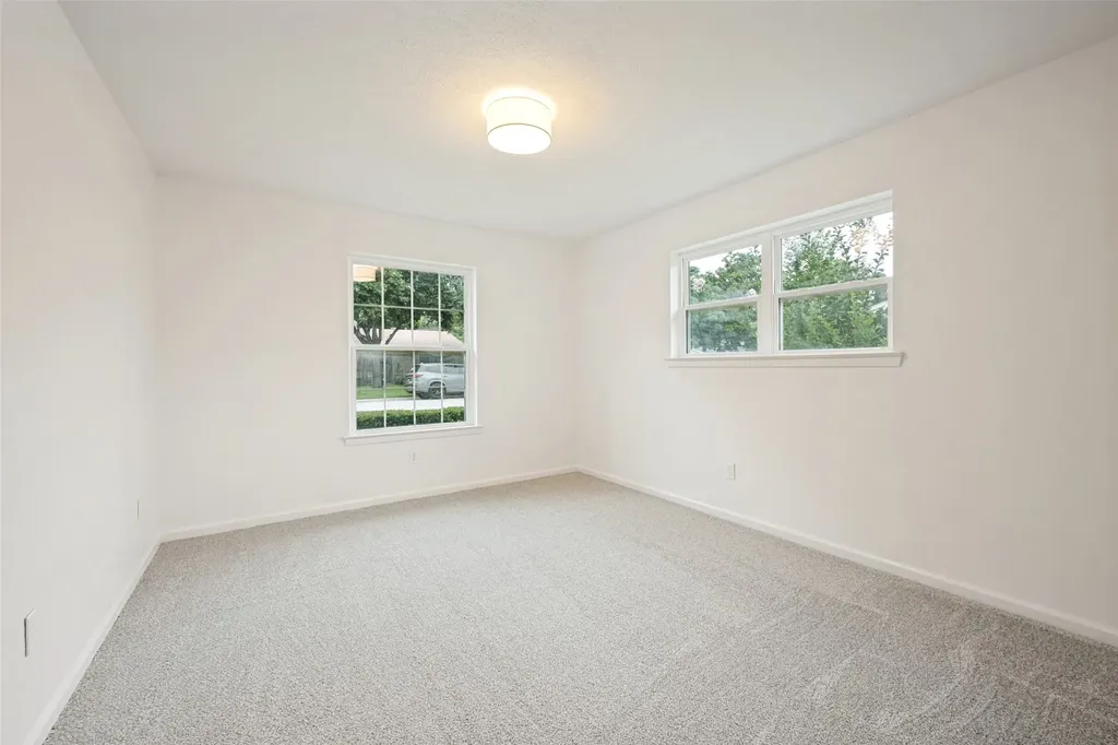 225 Glenn Drive Hurst TX 76053