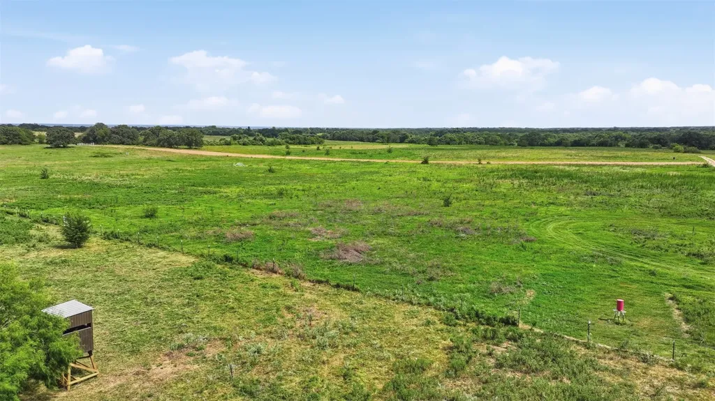 647 County Road 1480 Alvord TX 76225