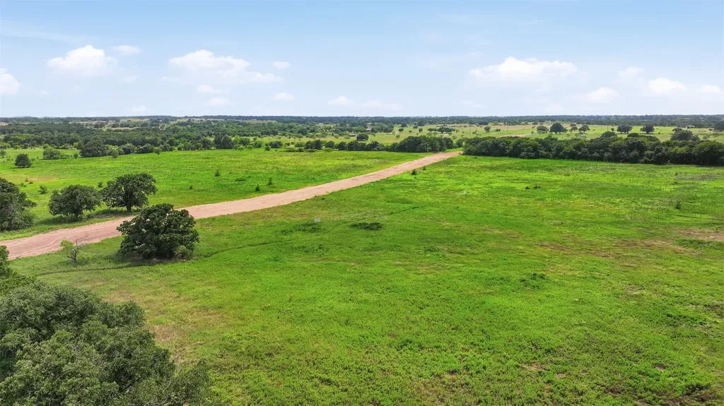 647 County Road 1480 Alvord TX 76225