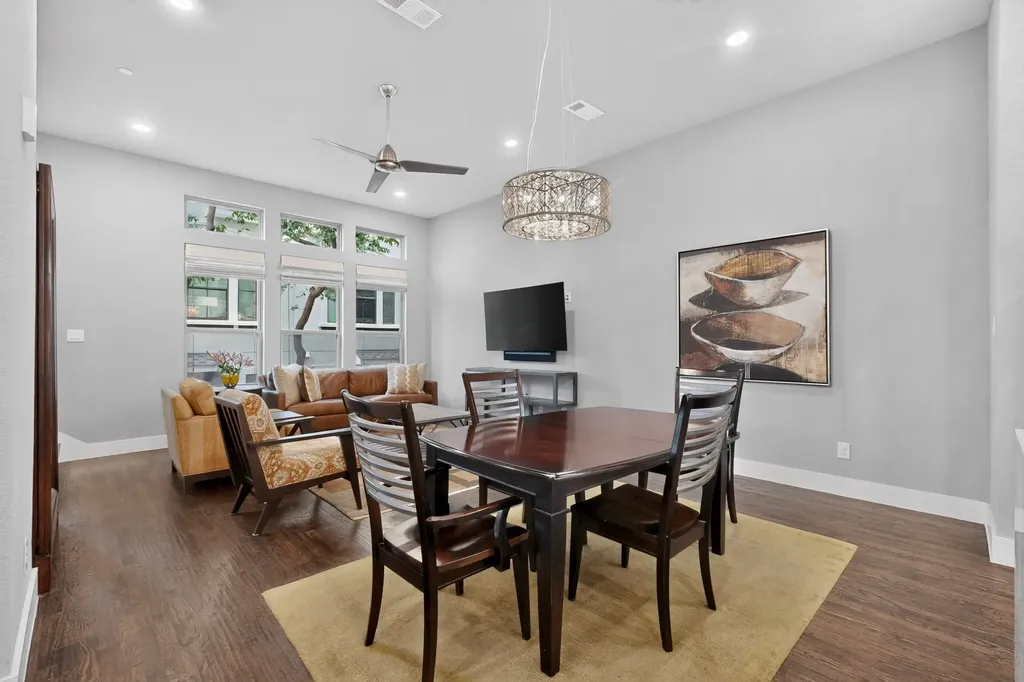 3170 Carmel Street Dallas TX 75204