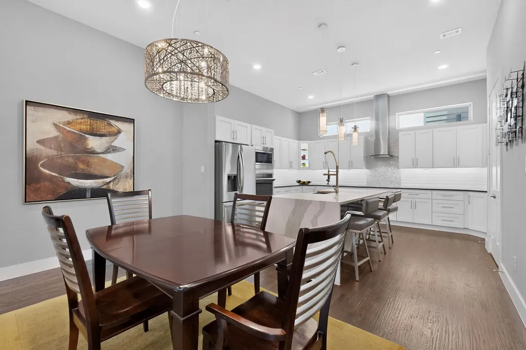 3170 Carmel Street Dallas TX 75204