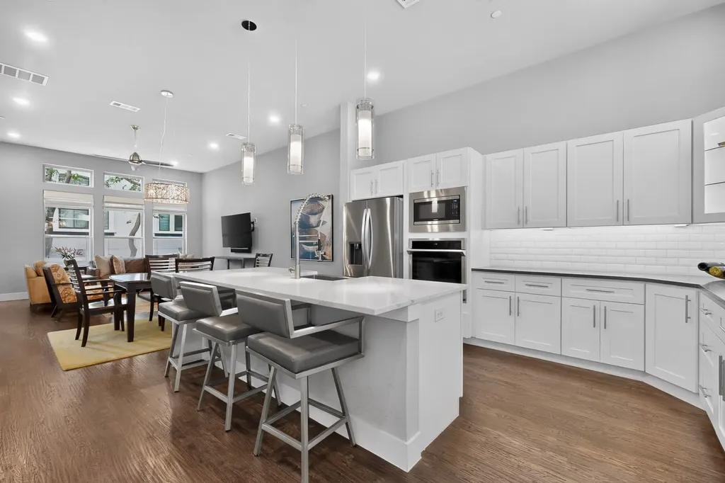 3170 Carmel Street Dallas TX 75204