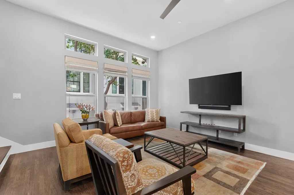 3170 Carmel Street Dallas TX 75204