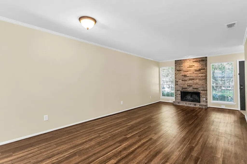 10626 Northboro Street Dallas TX 75230