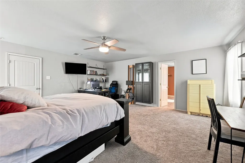 212 Cheyenne Drive Waxahachie TX 75165