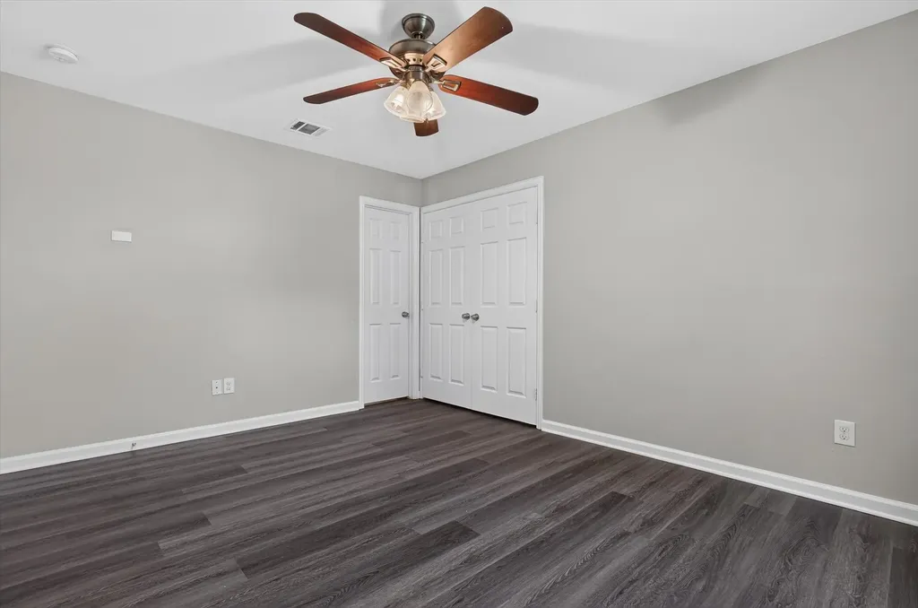 624 Hallvale Drive White Settlement TX 76108