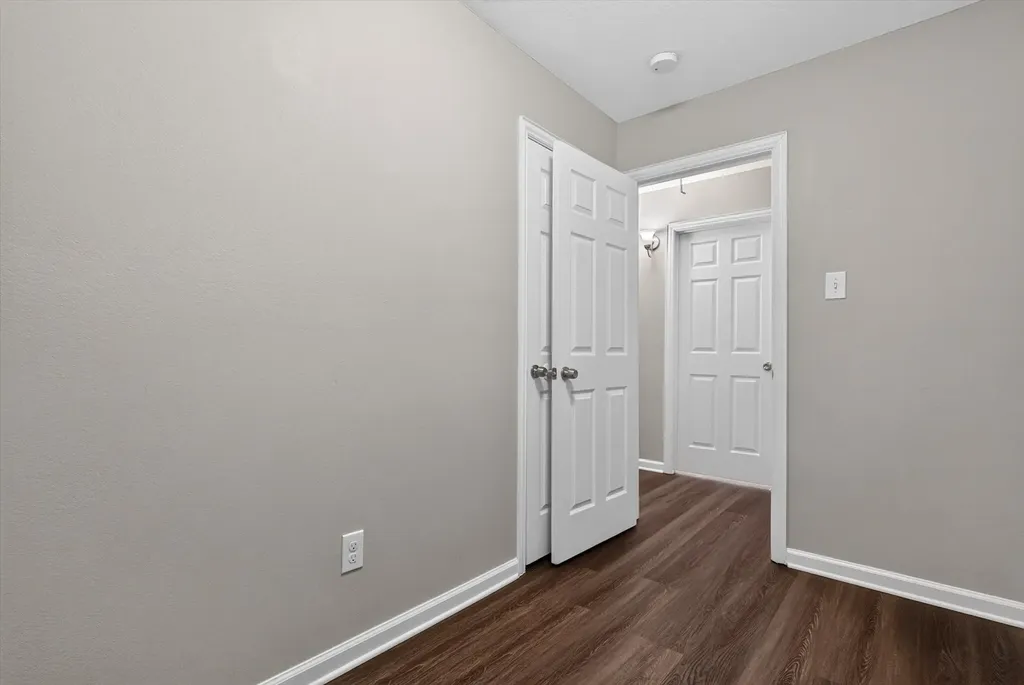 624 Hallvale Drive White Settlement TX 76108