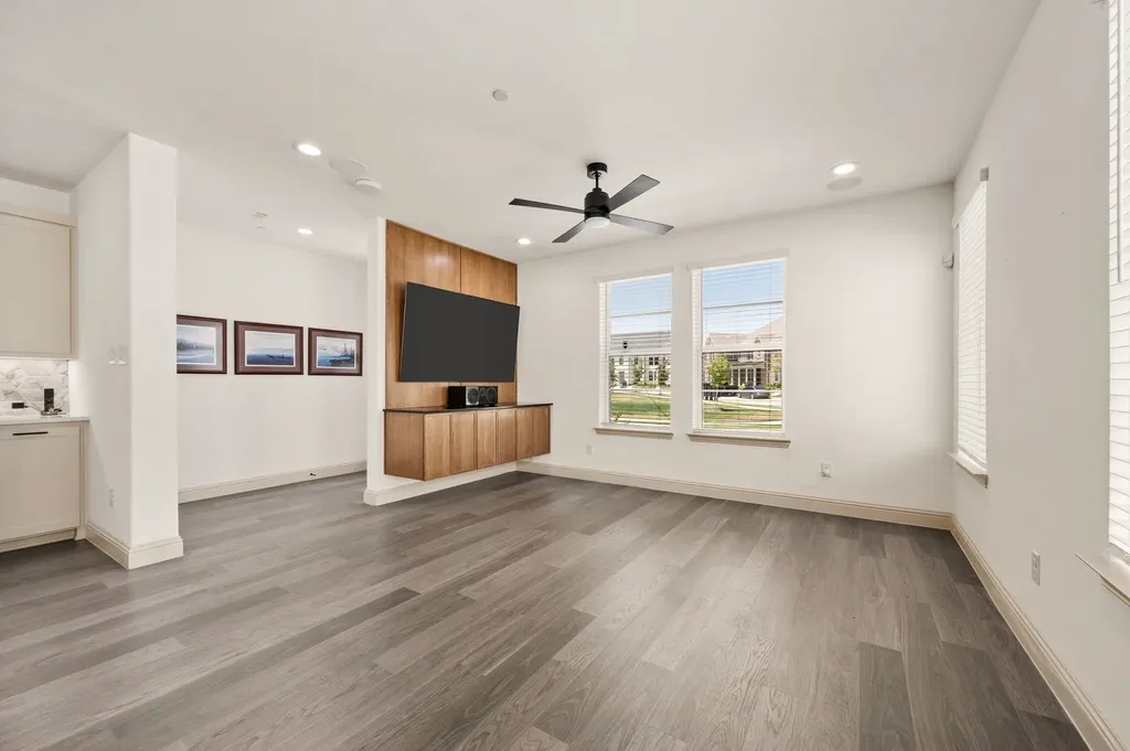 4348 James Street North Richland Hills TX 76180