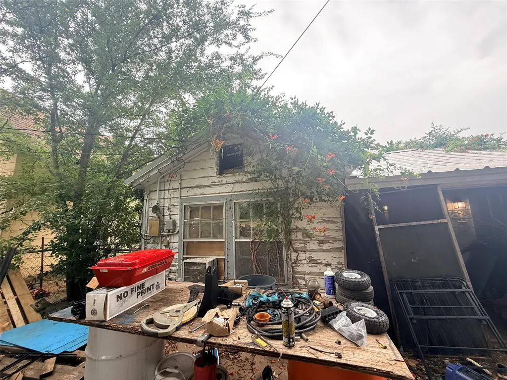 311 SW 3rd Street Mineral Wells TX 76067