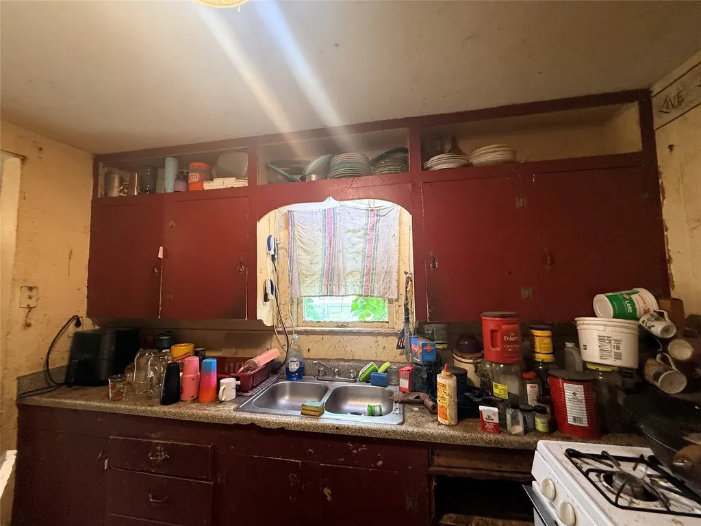 311 SW 3rd Street Mineral Wells TX 76067