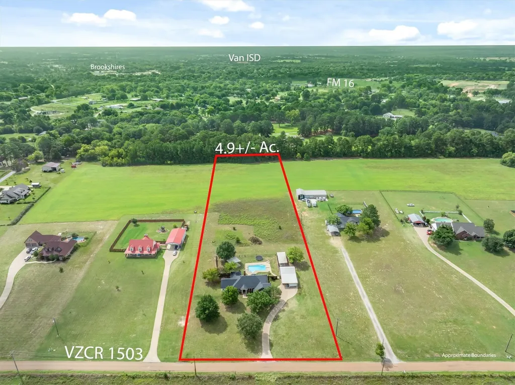 169 Vz County Road 1503 Van TX 75790