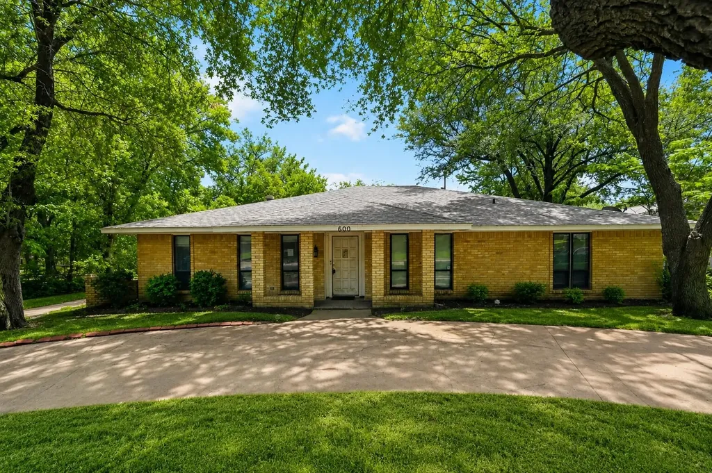 600 Terrace Drive Desoto TX 75115