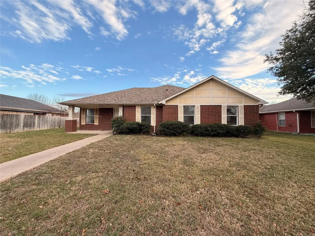 7632 Livvie Meador Lane Dallas TX 75227