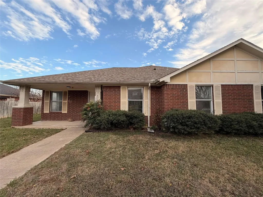 7632 Livvie Meador Lane Dallas TX 75227