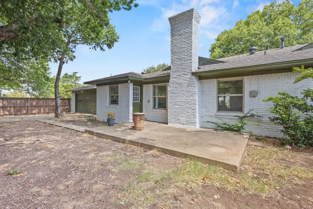 3908 Royal Lane Dallas TX 75229