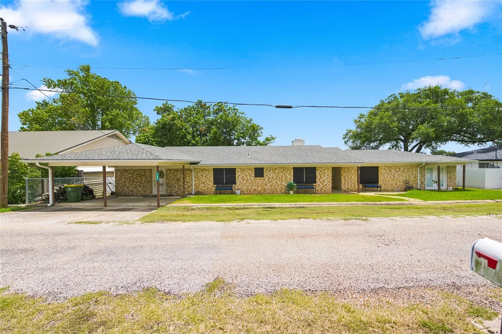 181 County Road 1747 Clifton TX 76634
