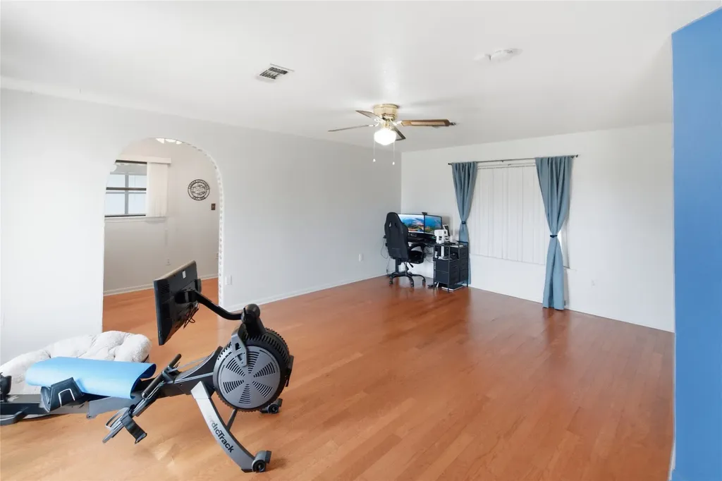 181 County Road 1747 Clifton TX 76634