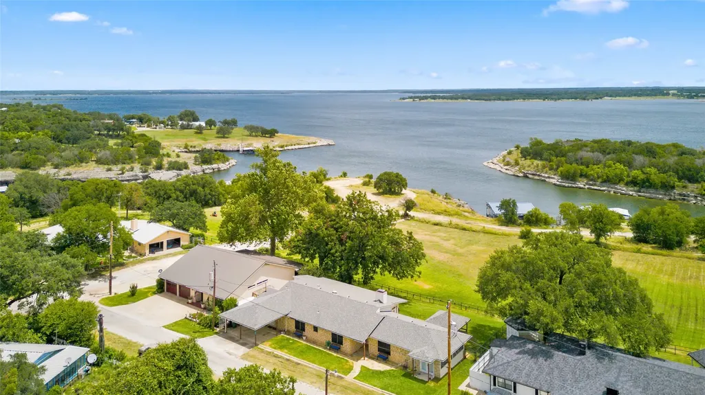 181 County Road 1747 Clifton TX 76634