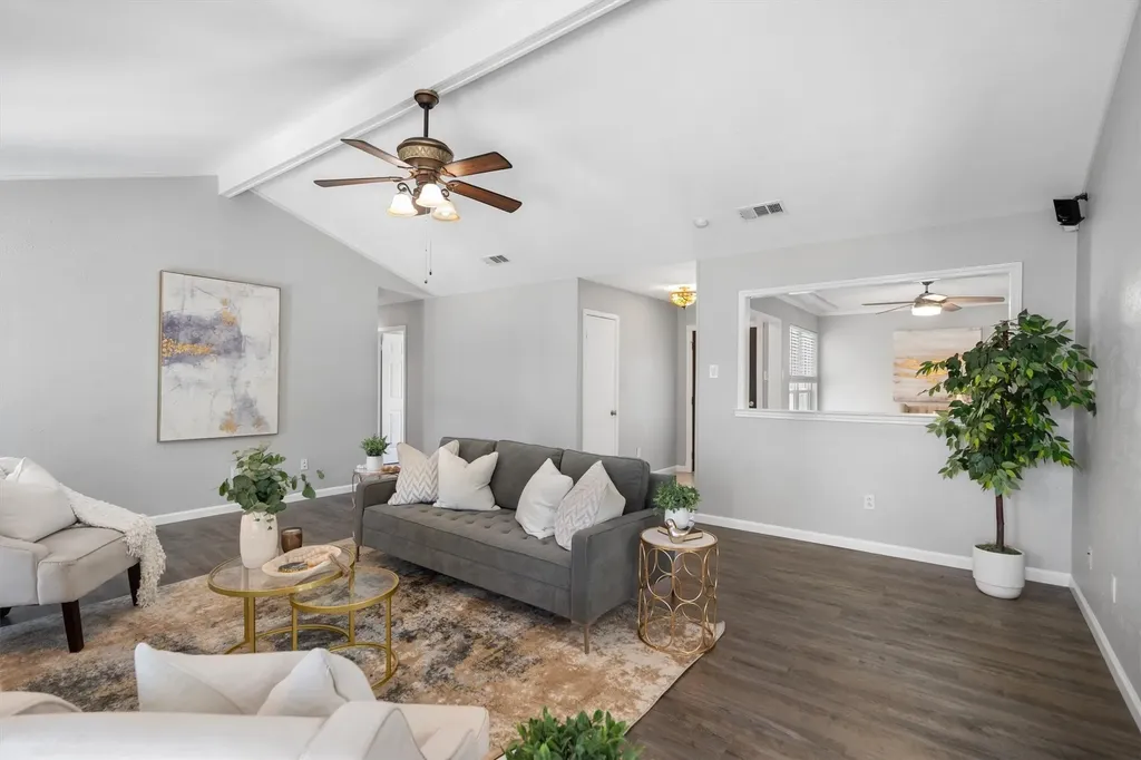 1719 Brighton Drive Carrollton TX 75007