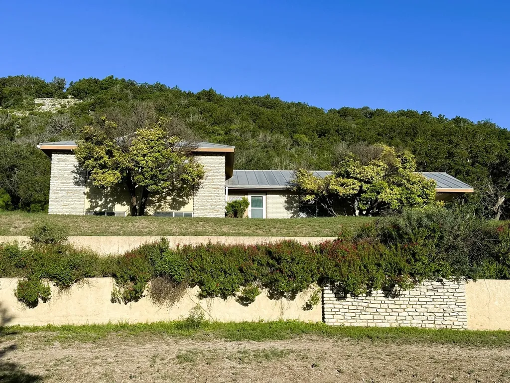 120 Bluebonnet Drive Junction TX 76849