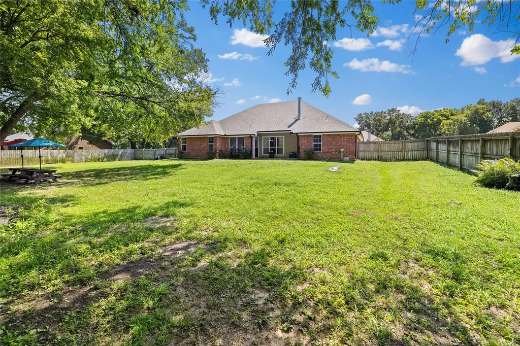 209 Morningstar Drive Longview TX 75605
