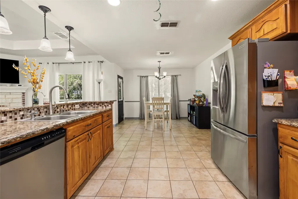 209 Morningstar Drive Longview TX 75605