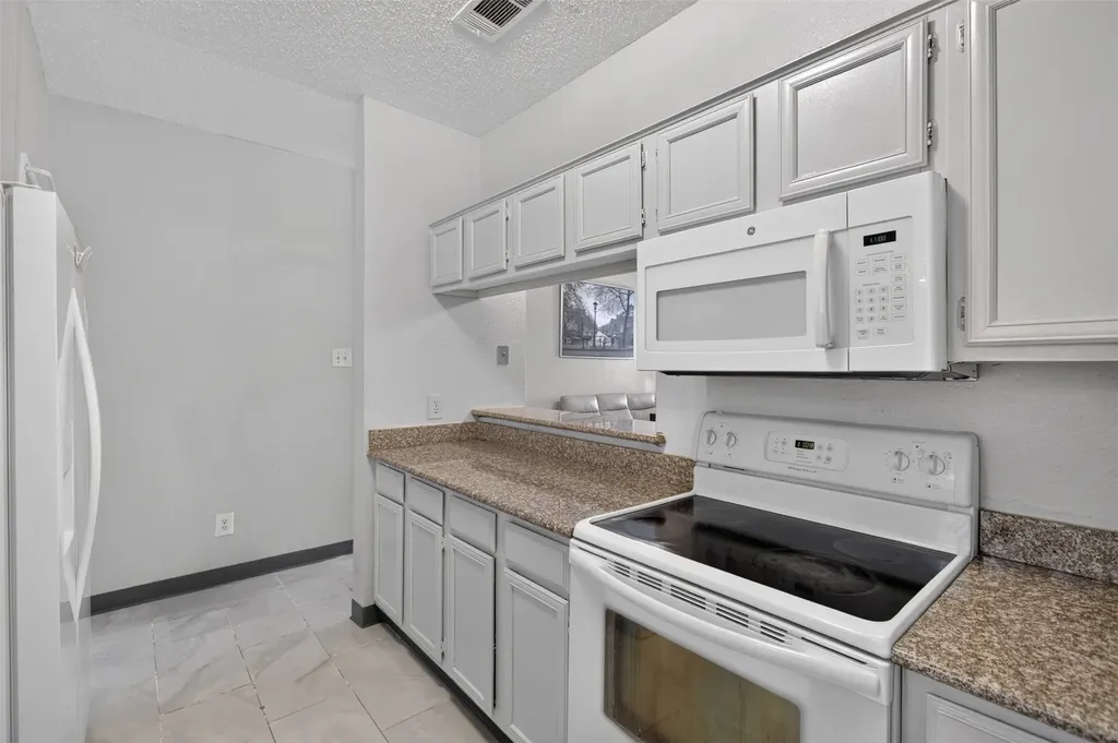 5550 Spring Valley Road Dallas TX 75254