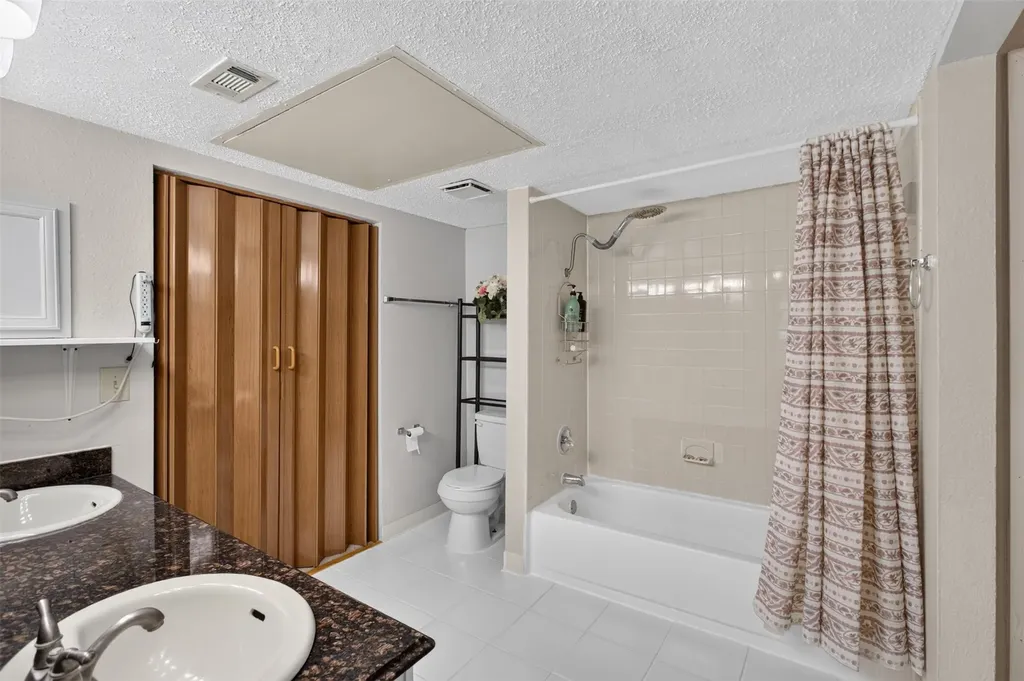 5550 Spring Valley Road Dallas TX 75254