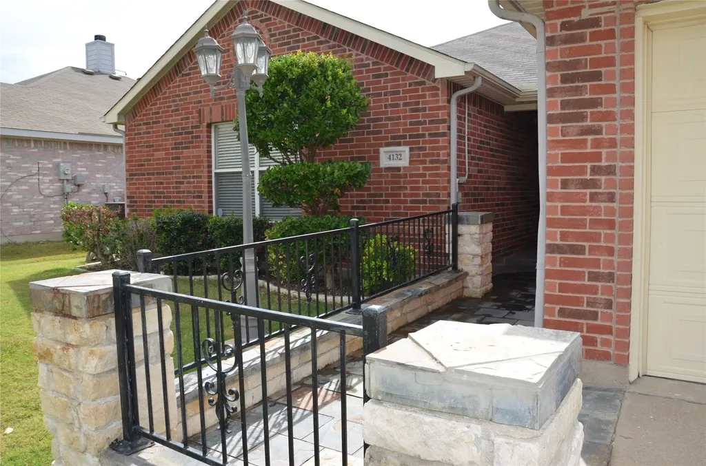 4132 Jenny Lake Trail Fort Worth TX 76244