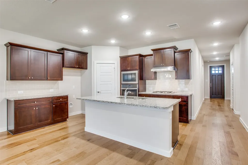 1432 Monarch Trail Northlake TX 76226
