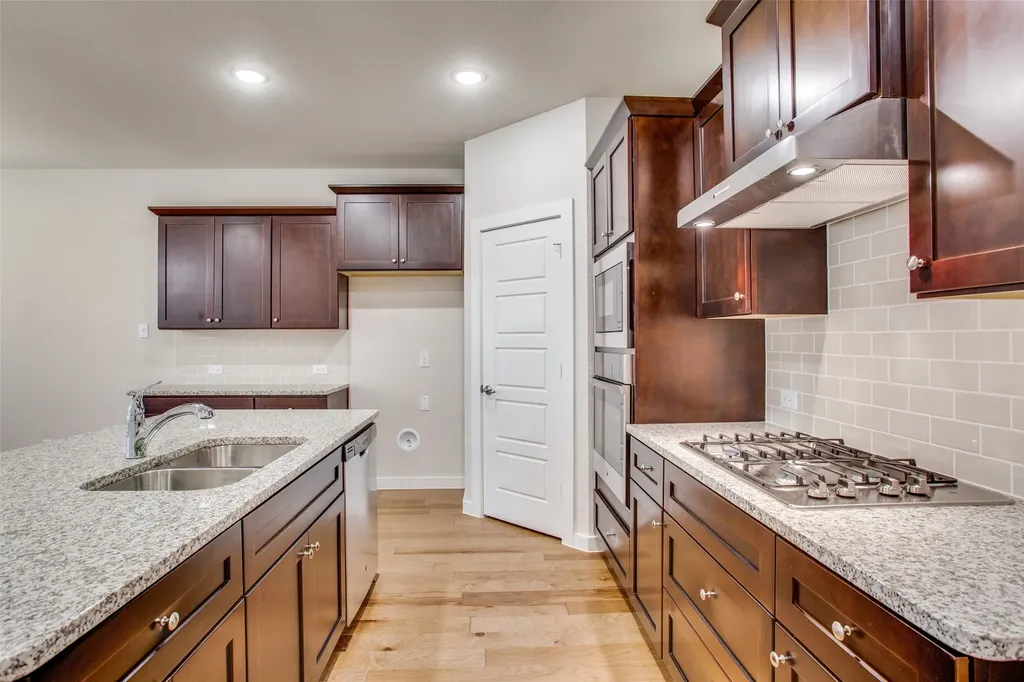 1432 Monarch Trail Northlake TX 76226