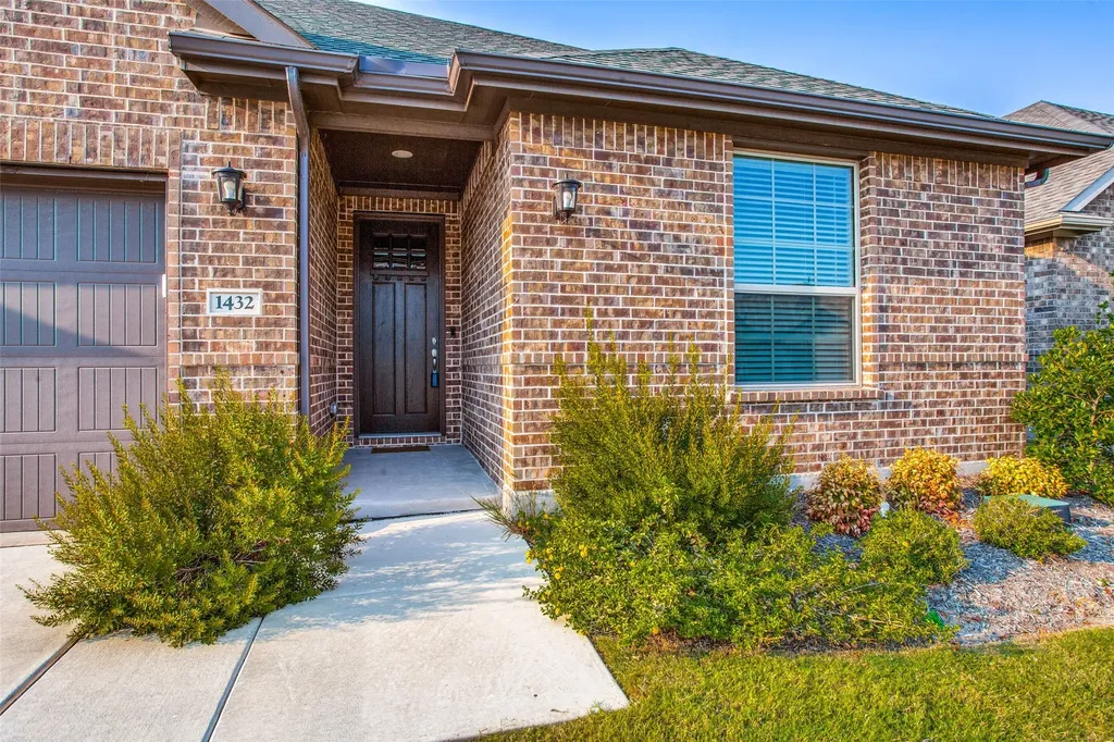 1432 Monarch Trail Northlake TX 76226