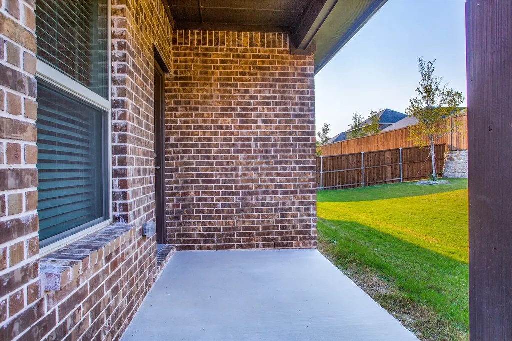 1432 Monarch Trail Northlake TX 76226