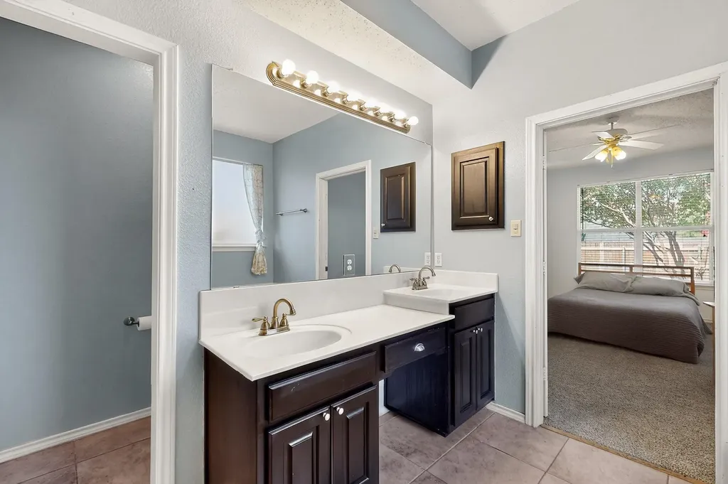 165 Hirth Drive Crowley TX 76036