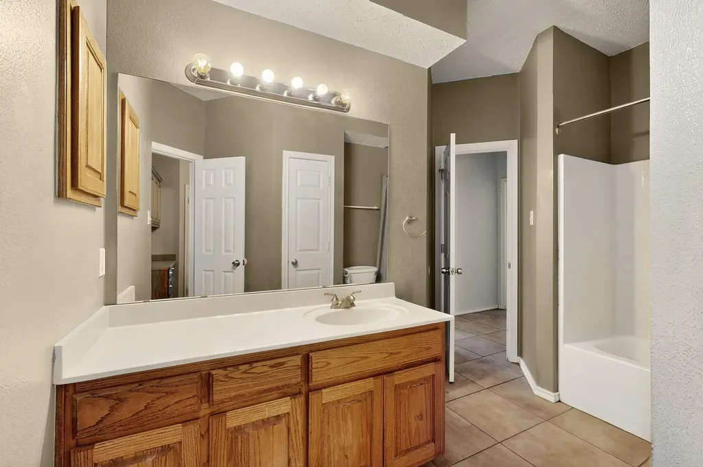 165 Hirth Drive Crowley TX 76036