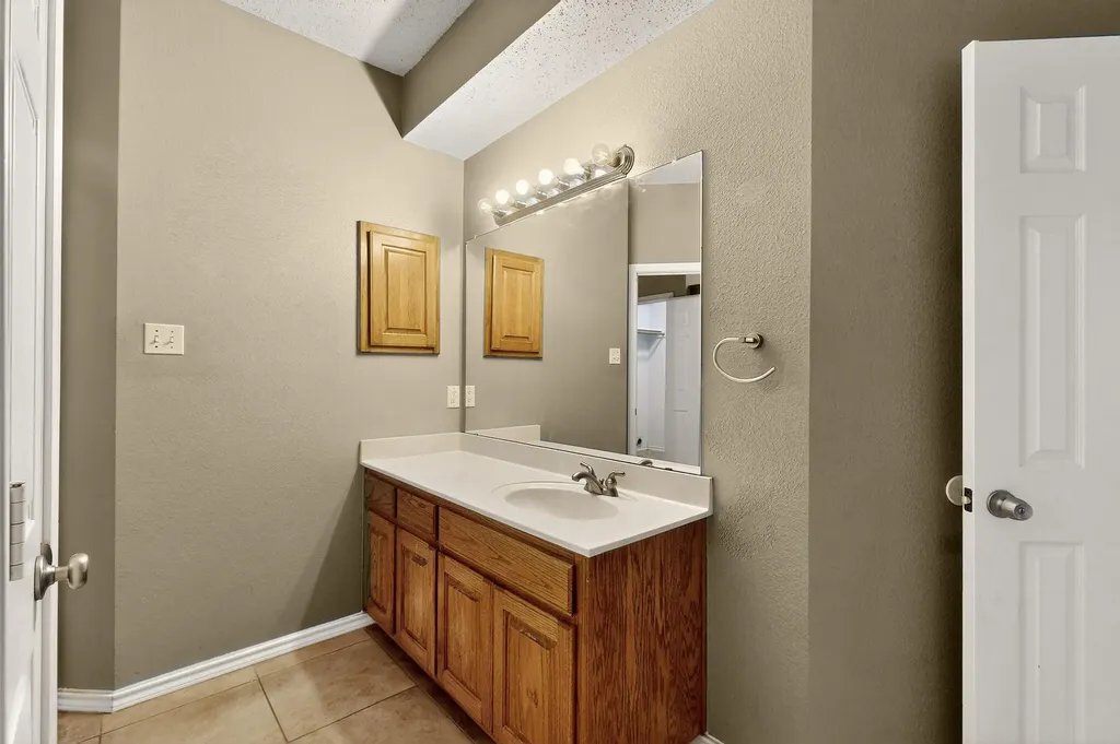 165 Hirth Drive Crowley TX 76036