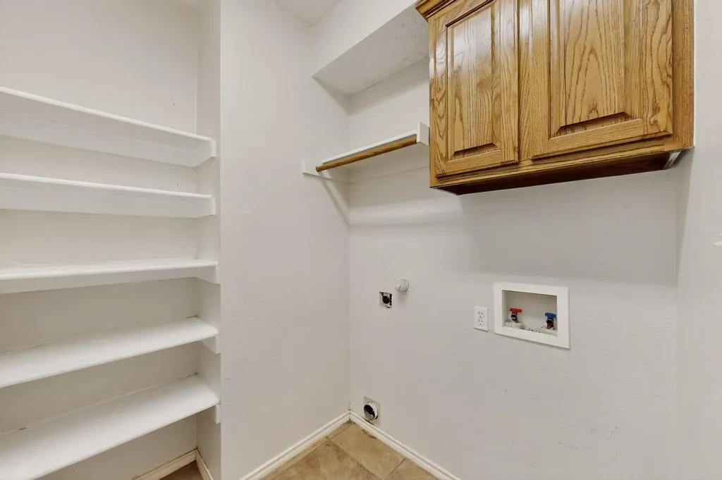 165 Hirth Drive Crowley TX 76036