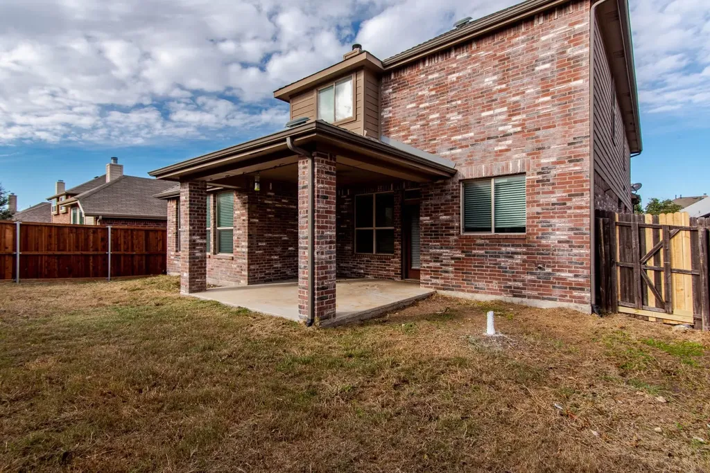 1512 Cockatiel Drive Little Elm TX 75068