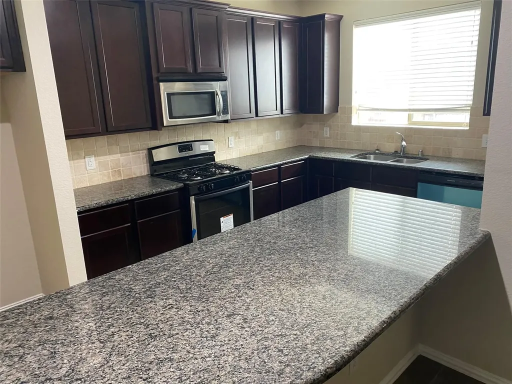 1512 Cockatiel Drive Little Elm TX 75068