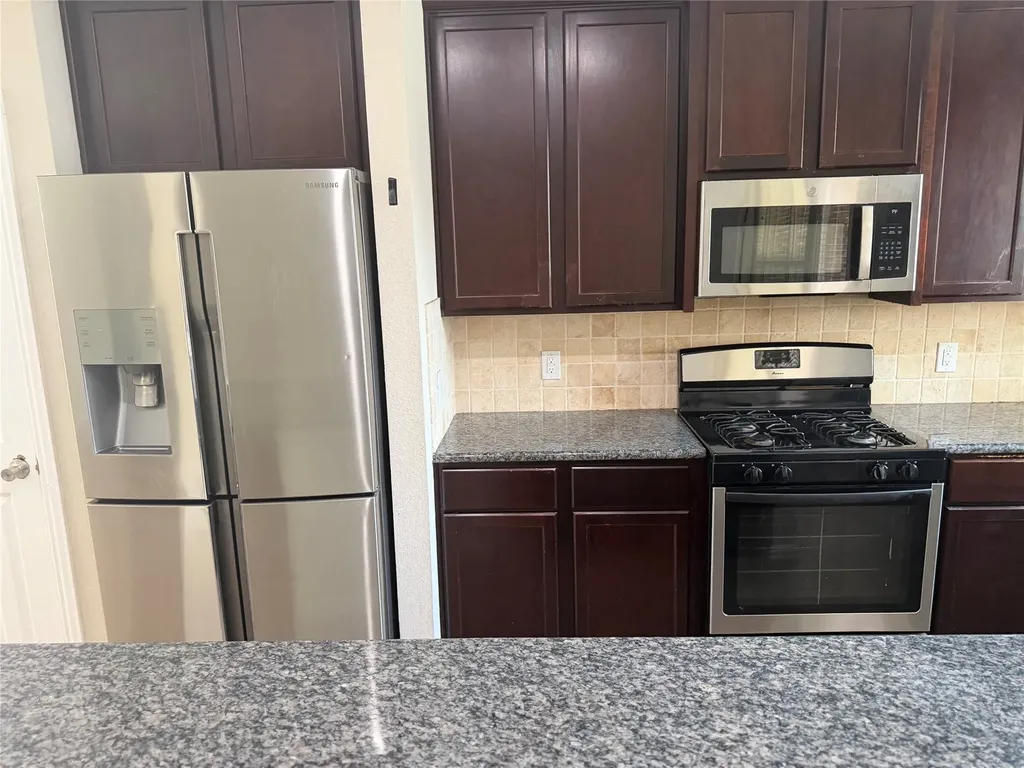 1512 Cockatiel Drive Little Elm TX 75068