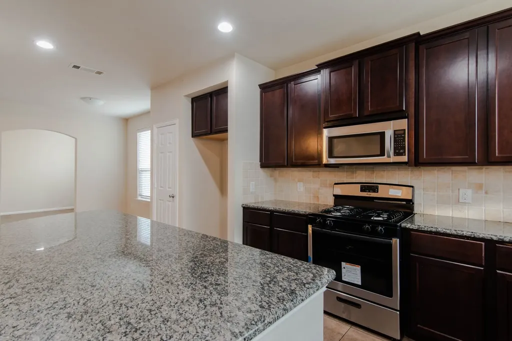 1512 Cockatiel Drive Little Elm TX 75068