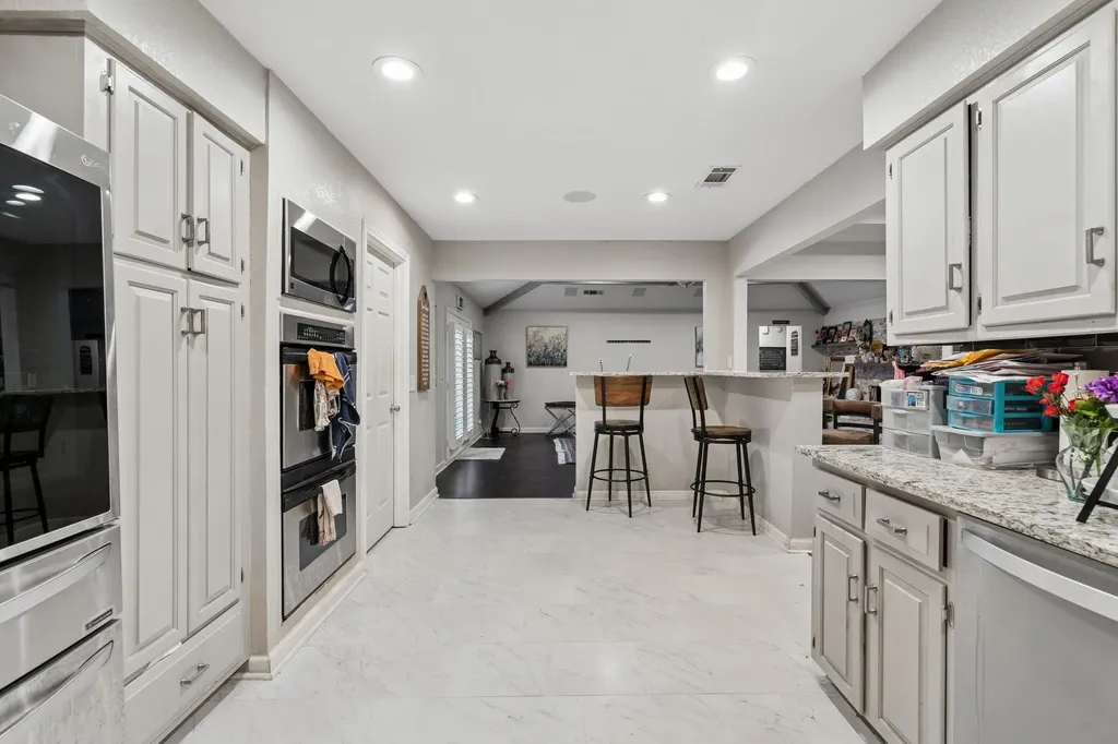 2416 Peachtree Lane Plano TX 75074