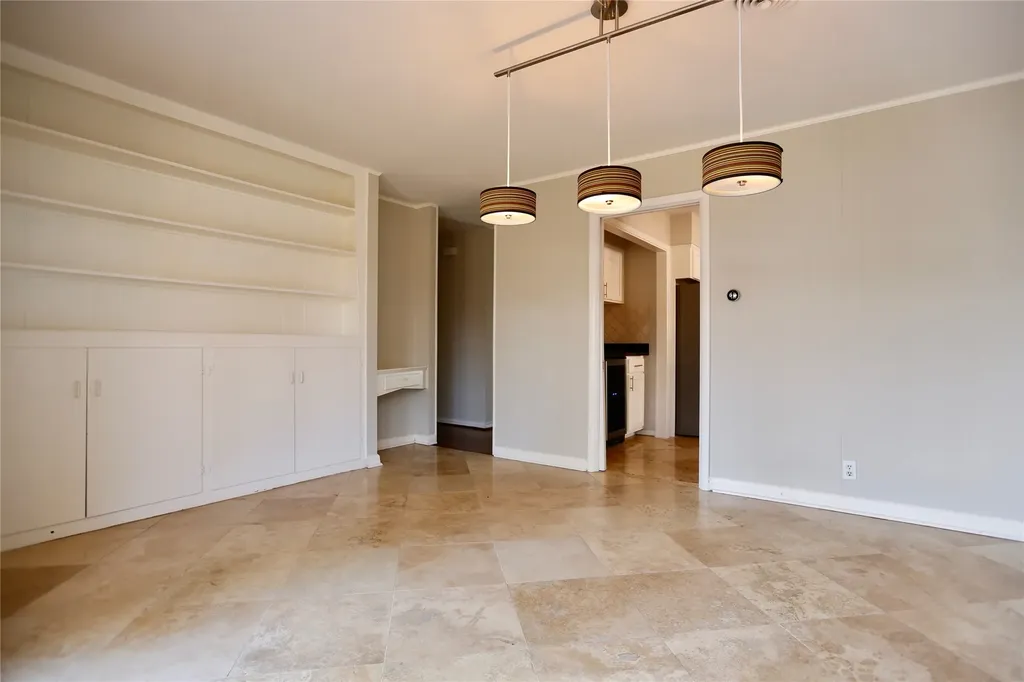 7219 Clemson Drive Dallas TX 75214