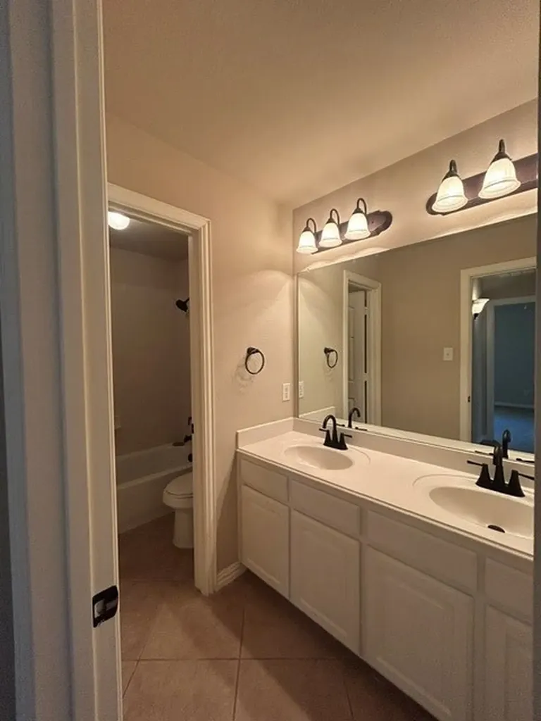 3004 Hereford Drive Lewisville TX 75056