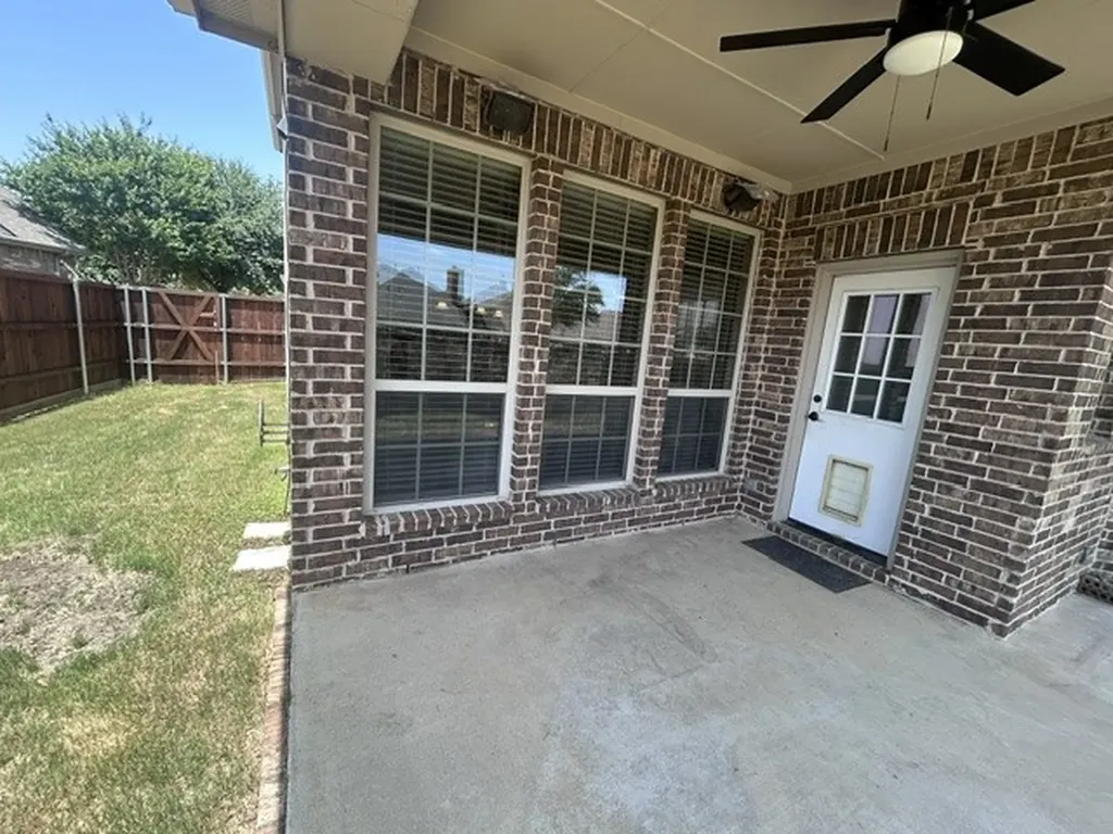 3004 Hereford Drive Lewisville TX 75056