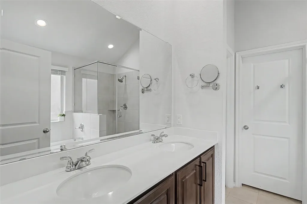 1825 Agarito Drive Weatherford TX 76086