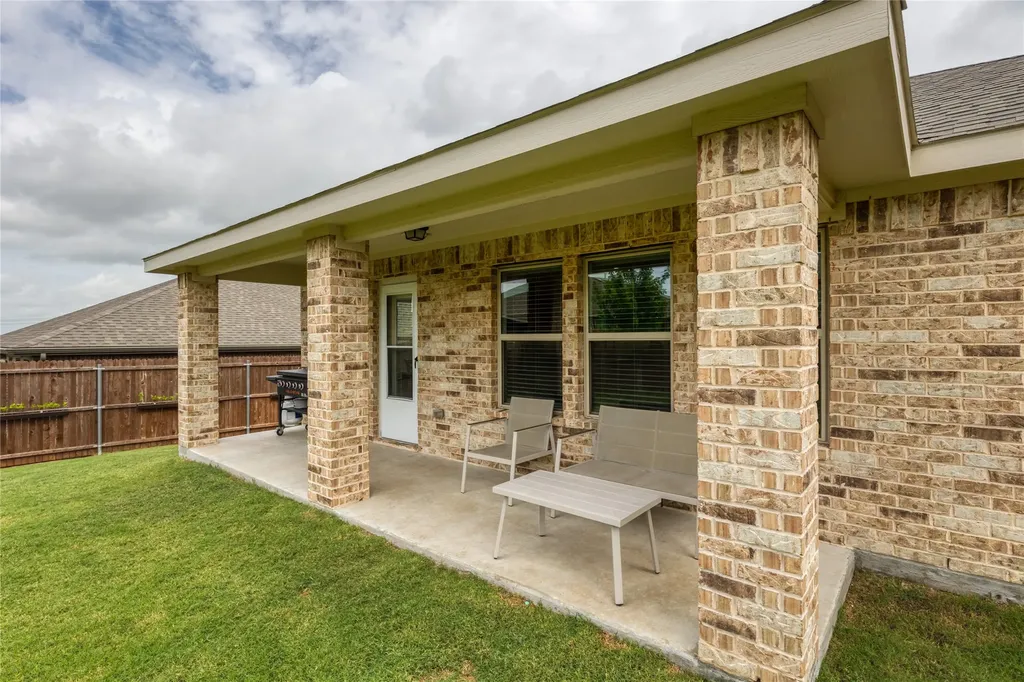 1825 Agarito Drive Weatherford TX 76086