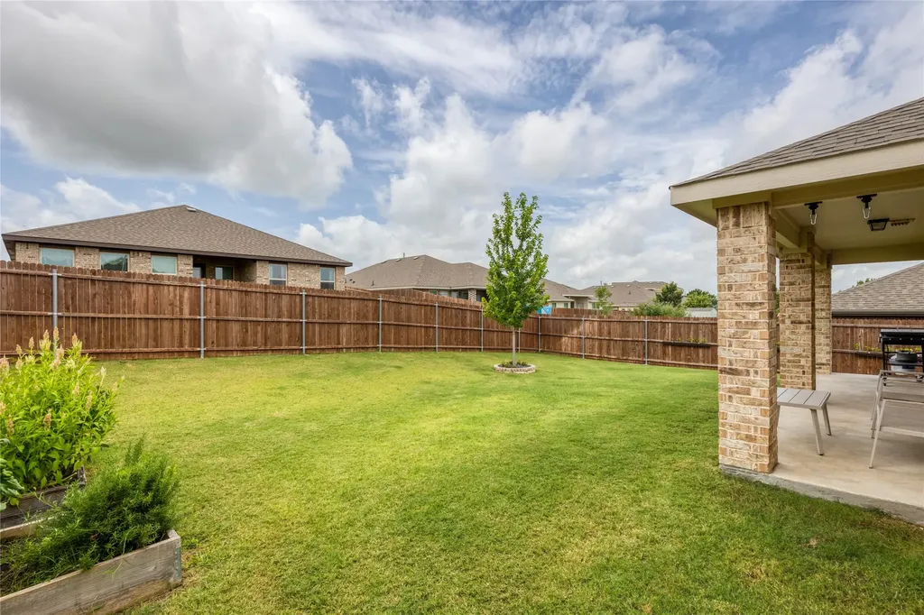 1825 Agarito Drive Weatherford TX 76086